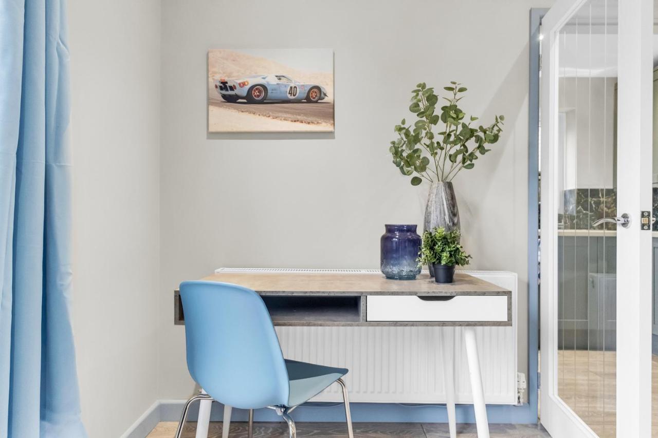 Mk 2-Bedroom Contractor'S Gem, 5 Beds, Sleeps 6, Free Parking Milton Keynes Ngoại thất bức ảnh