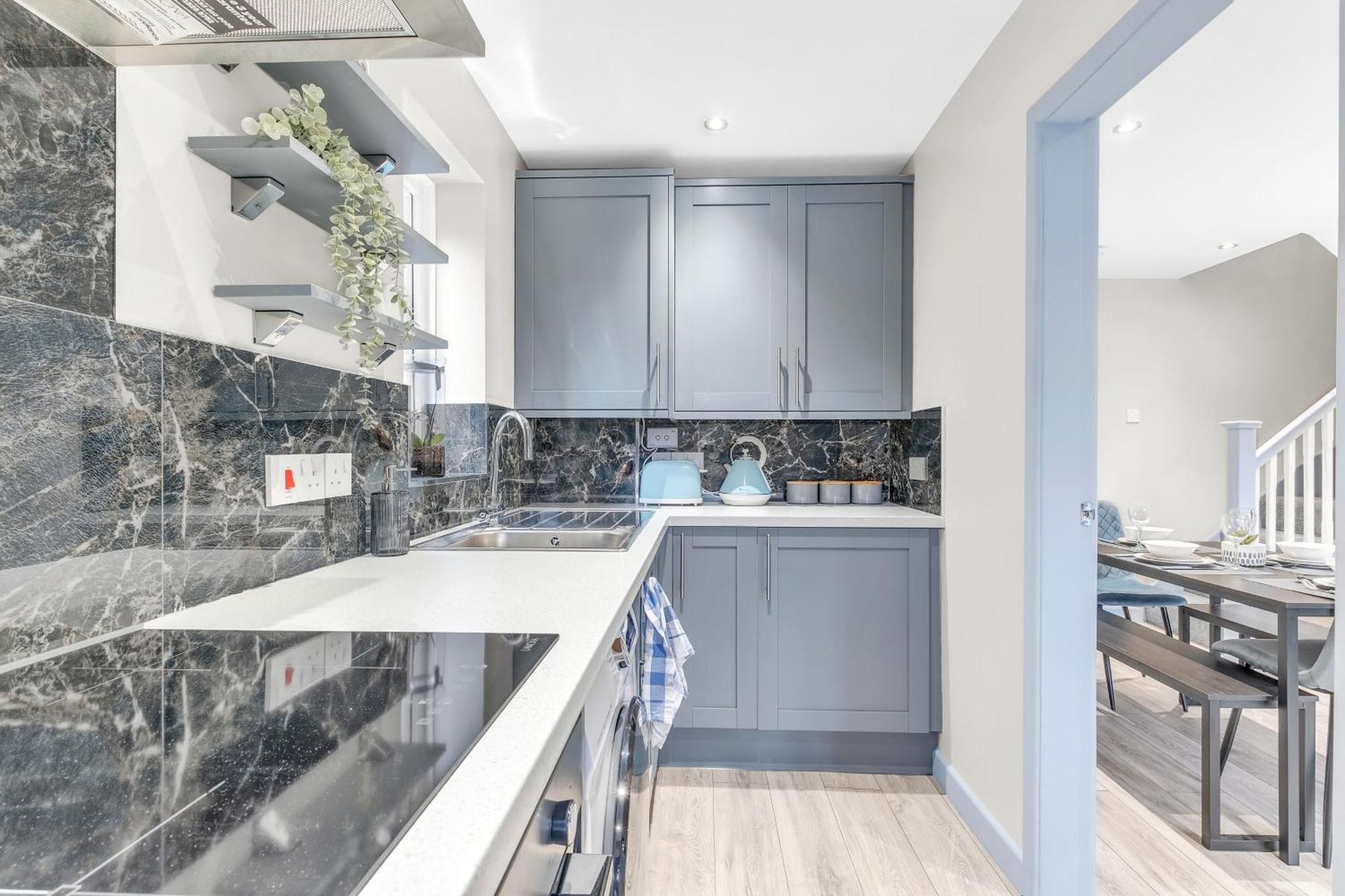 Mk 2-Bedroom Contractor'S Gem, 5 Beds, Sleeps 6, Free Parking Milton Keynes Ngoại thất bức ảnh